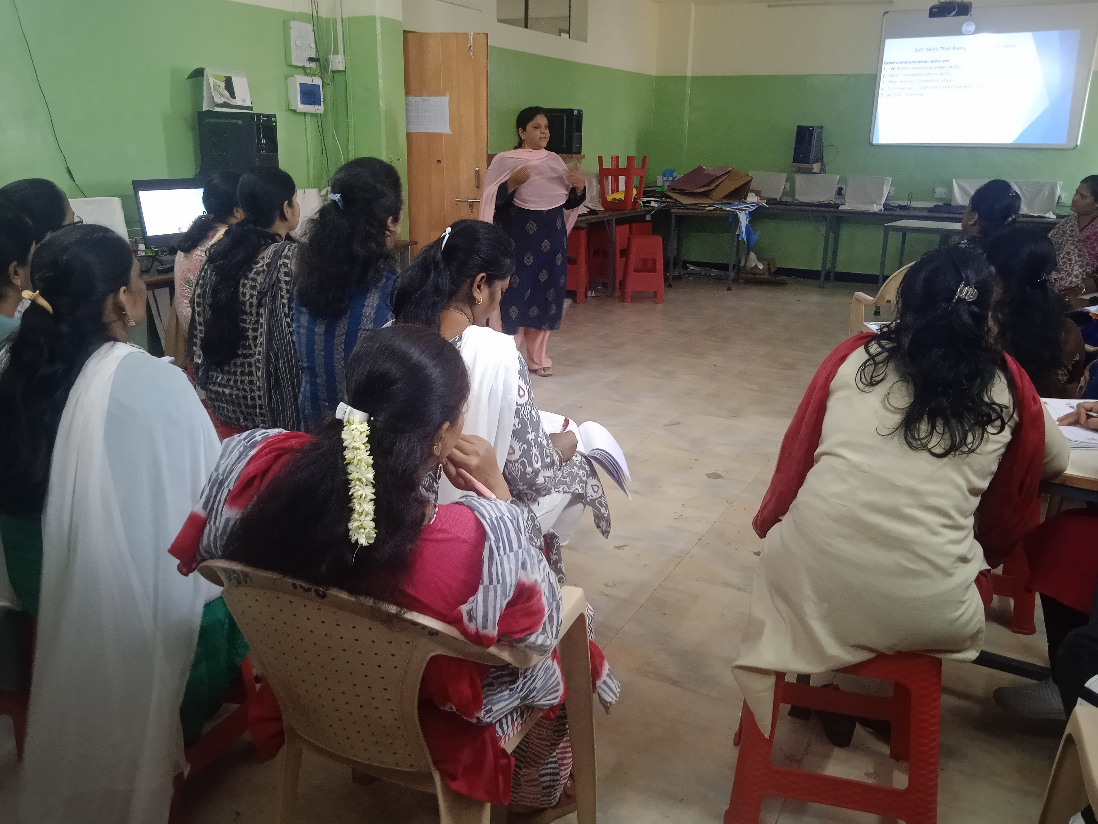 Live phonics demonstration
